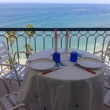 Apartment Must Over The Sea